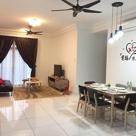 Paradigm Platino@Skudai ג'והור בהרו מראה חיצוני תמונה